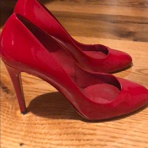 Miu miu patent leather pumps